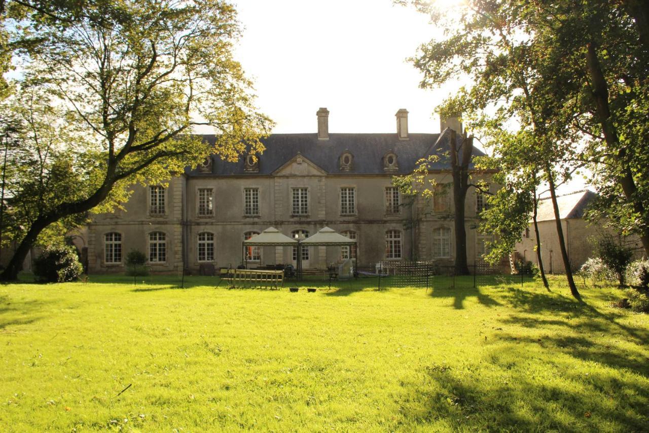 Chateau De Grandval - Sainte Mere Eglise Frühstückspension *