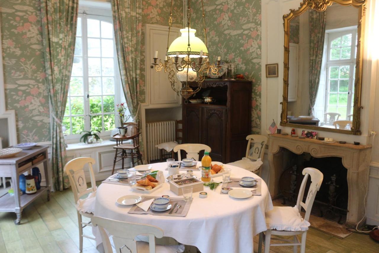 Chateau De Grandval - Sainte Mere Eglise Couette-café Neuville-au-Plain